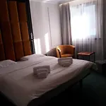 Celis Отель 3*