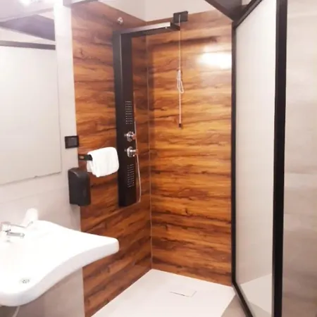 Celis Hotel 3*