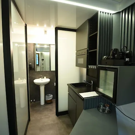 Hotel Celis 3*