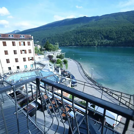 Celis Hotel Barcis