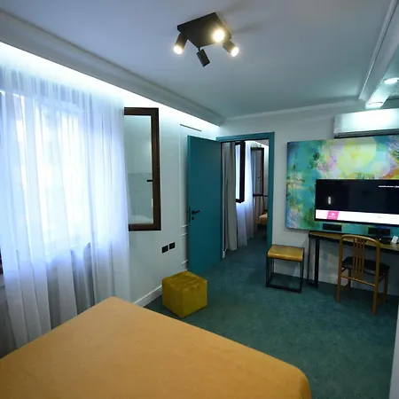 Celis 3* 바르치스