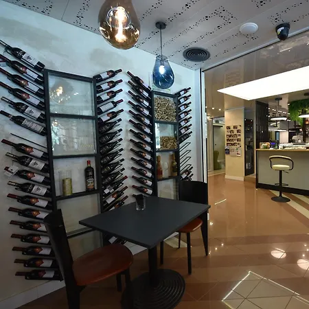 Hotel Celis 3*