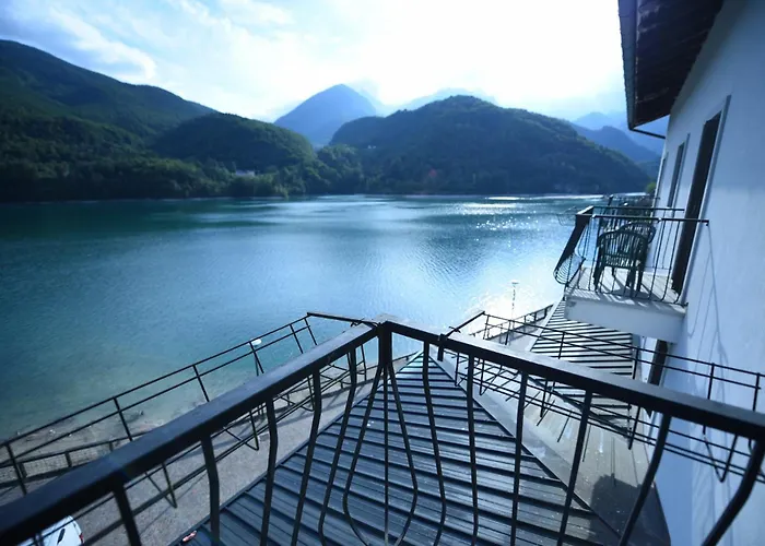 Celis فندق بارسيز